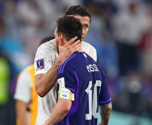 PG游戏-关于莱万多夫斯基在澳大利亚队比赛中问鼎冠军，高光表现引发热议！的信息